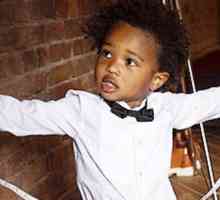 Fiul în vârstă de 2 ani, Ciara a purtat o mama de nunta costum Armani