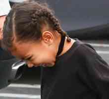 Fiica lui Kim Kardashian și Kanye West pentru a vedea paparazzi, pentru a aranja un alt…