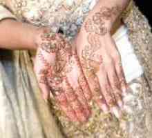 Picturi henna indian pe mâini