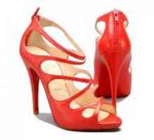 Sandale roșii