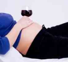 Pot să bea vin gravidă?