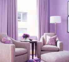 Tapet violet în interior camera de zi