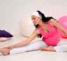 Exercitii pentru femeile gravide pe fitball