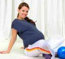Exercitarea pe minge pentru femeile gravide