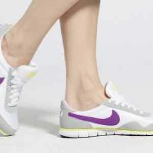 Adidași alb Nike