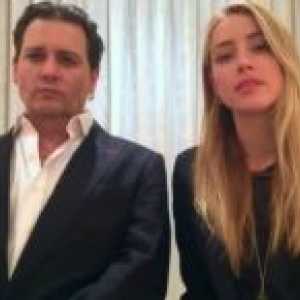 Johnny Depp și Amber Heard soția sa cerut scuze public pentru australieni