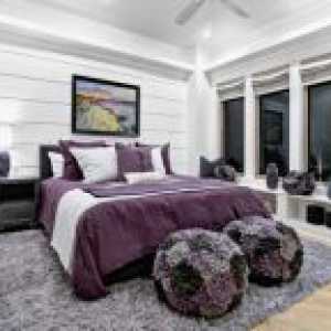 Dormitor violet