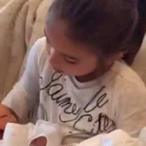 Ivanka Trump a lansat un video cu un fiu si fiica nou-născut