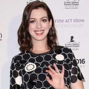 Anne Hathaway a devenit o mamă martie