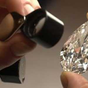 Cum de a distinge un diamant de la un fals?