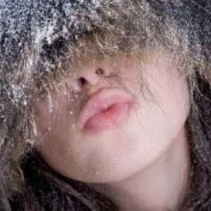 Cum de a proteja buzele de vânt și îngheț?