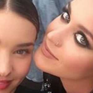Katy Perry și Miranda Kerr a făcut un selfie prietenos