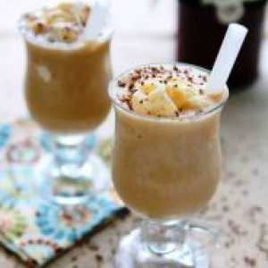 Cafea si banana shake - o mare bea lapte pentru micul dejun