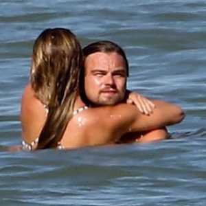 Leonardo DiCaprio si odihna Nina Agdal în Malibu