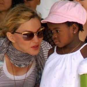 O mică victorie Madonna: luarea în considerare cazul fiului curatelă sa mutat la instanța Americii