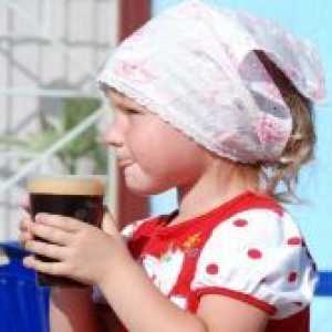 Este posibil pentru copii să bea pentru prepararea cafelei?