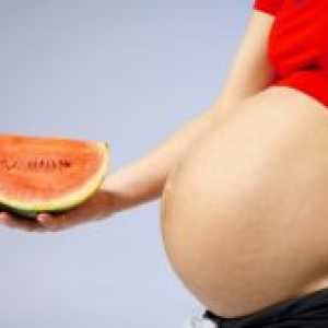 De ce femeile gravide nu ar trebui să mănânce pepene verde și pepene galben?