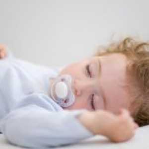 De ce un copil înfiorare somn?