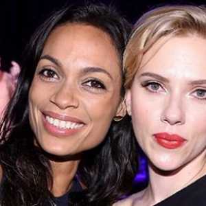 Scarlett Johansson, Rosario Dawson și alții au apărut la ceremonie în onoarea lui Tony Bennett