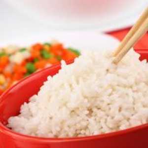 Cât de multe calorii intr-un orez fiert?