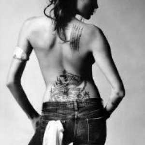 Tatuaje de Angelina Jolie